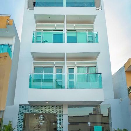 Onoma Hotel Lorica Екстер'єр фото